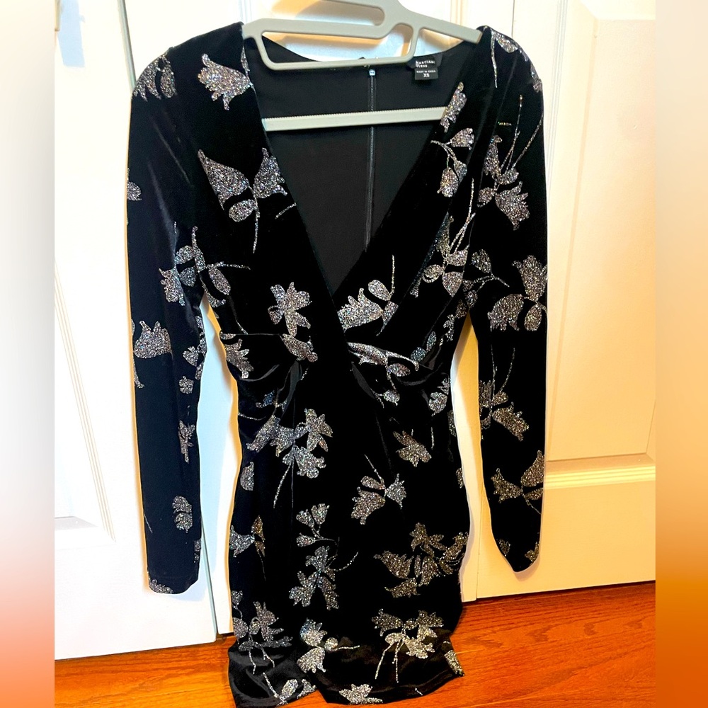 marciano for Guess deep v-neck xs black velvet dress with sparkly flower design